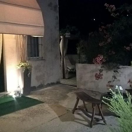 Bed & Breakfast Cascina Beatrice Rodello エクステリア 写真